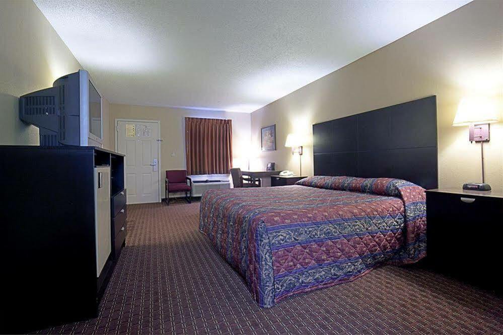 Americas Best Value Inn-Montezuma Exterior foto